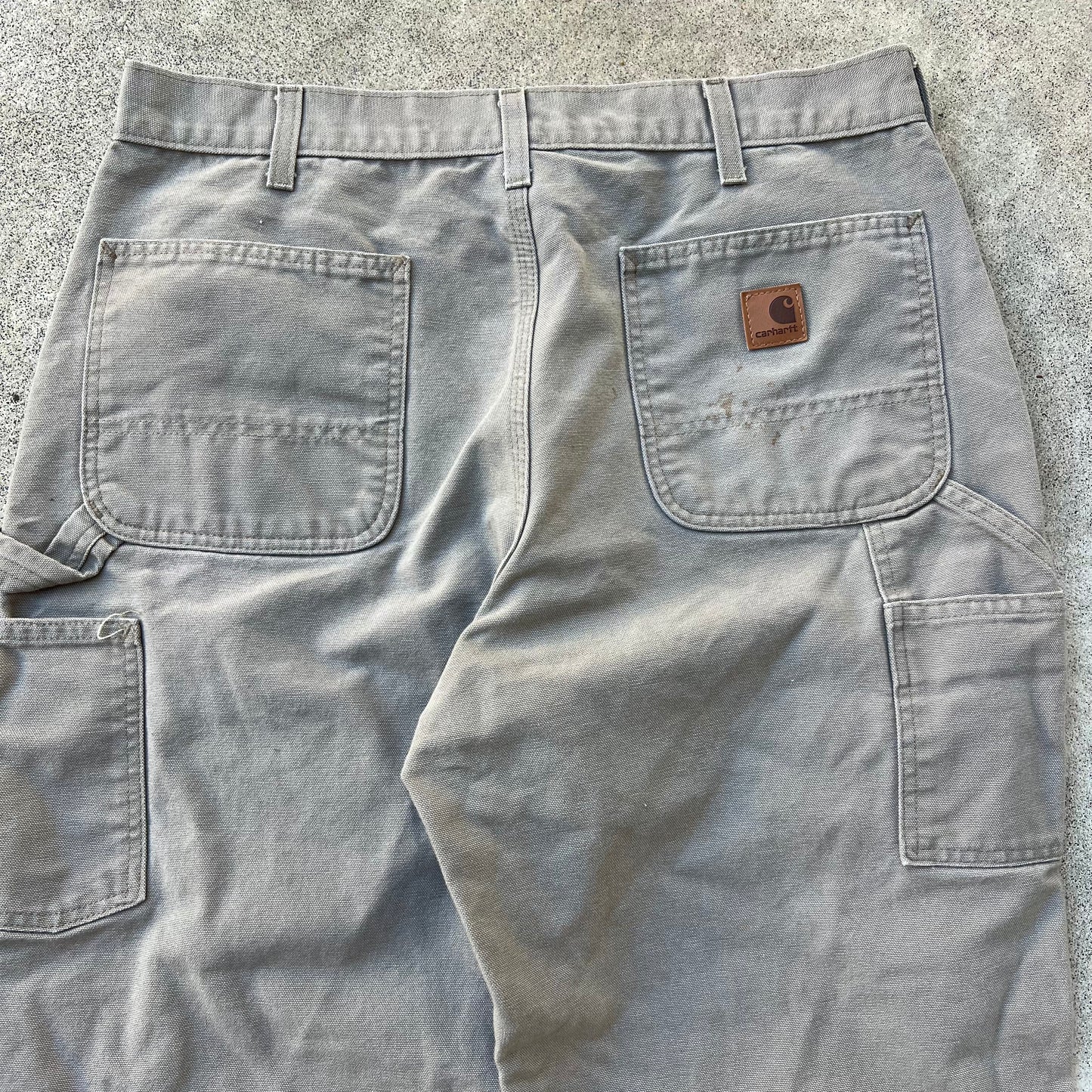 Timeless Khaki Carhartt Carpenter 35x30