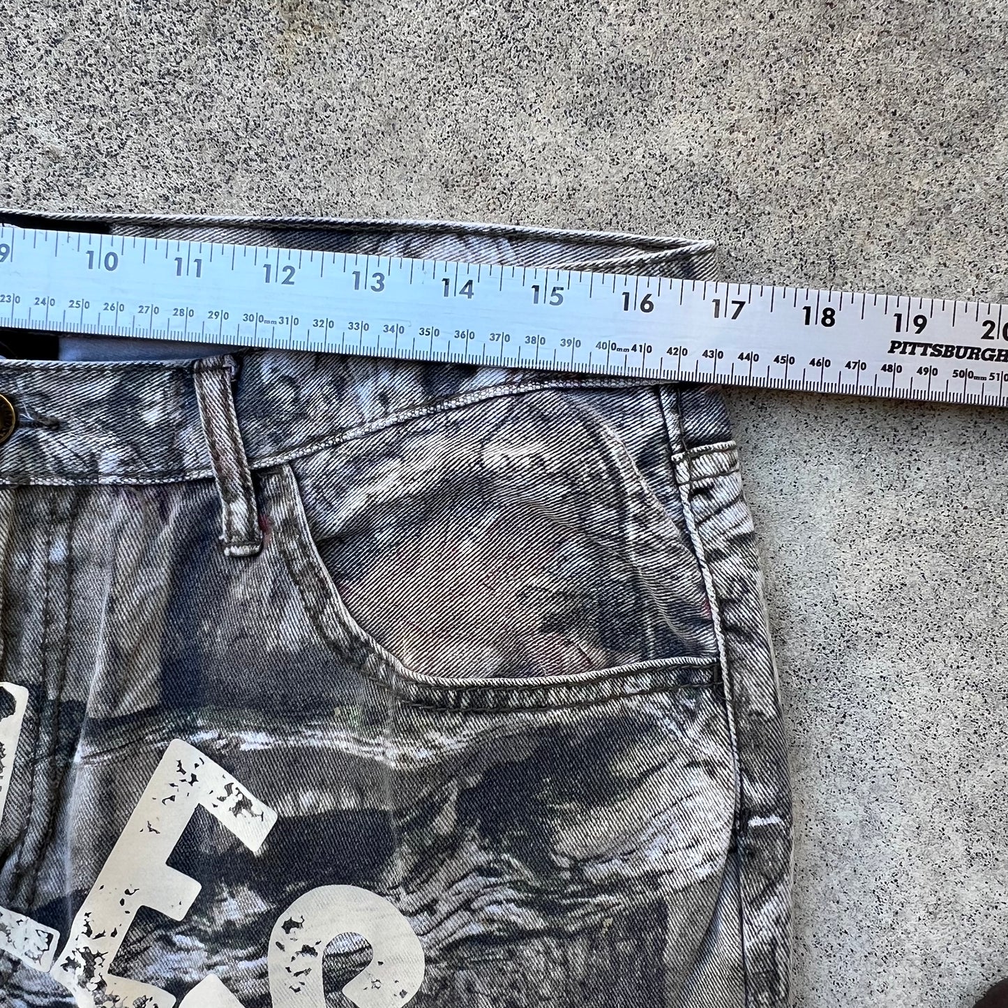 Timeless Camo Pants 36x32